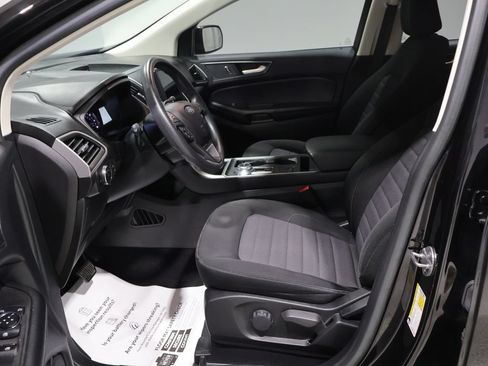 Used 2023 Ford Edge SE w/ Black Appearance Package AWD/4WD image 10