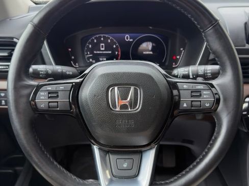 Used 2023 Honda Pilot Elite image 19