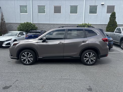 Certified 2024 Subaru Forester Limited w/ Convenience Package AWD/4WD image 18