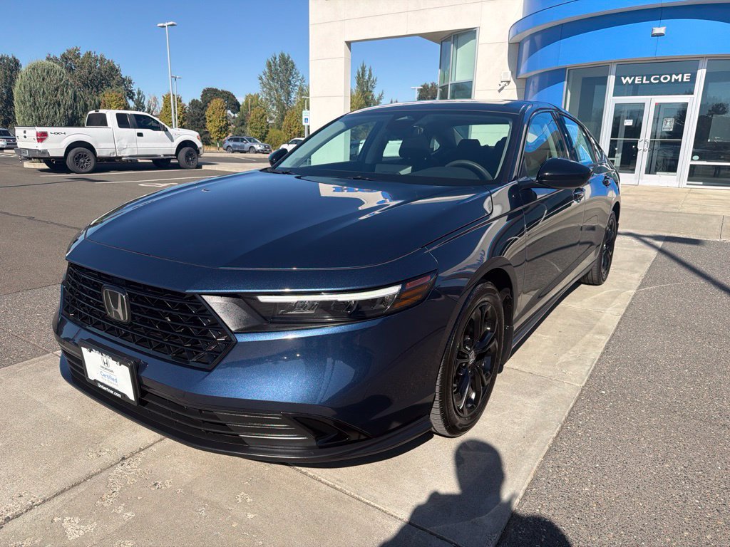 Used 2025 Honda Accord SE image 8