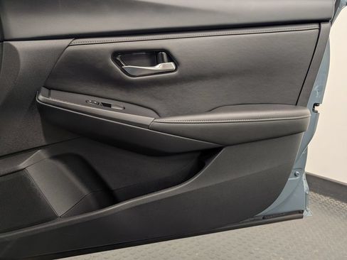 Used 2024 Nissan Sentra SV w/ Trunk Package FWD image 28