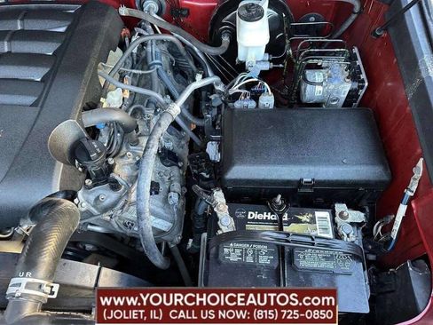 Used 2018 Toyota Tundra SR5 AWD/4WD image 8