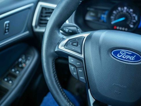 Used 2024 Ford Edge SEL w/ Sport Appearance Package AWD/4WD image 31