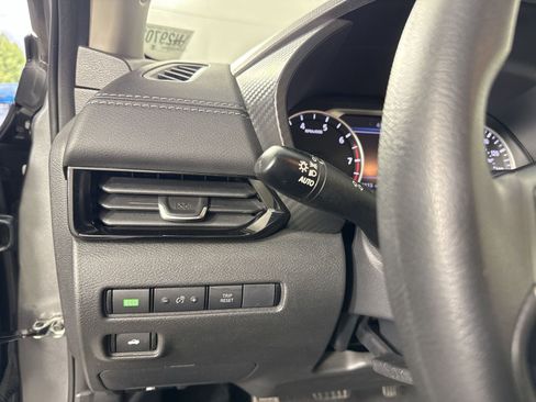 Used 2023 Nissan Sentra SV FWD image 14