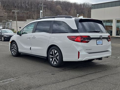 New 2026 Honda Odyssey EX-L image 5