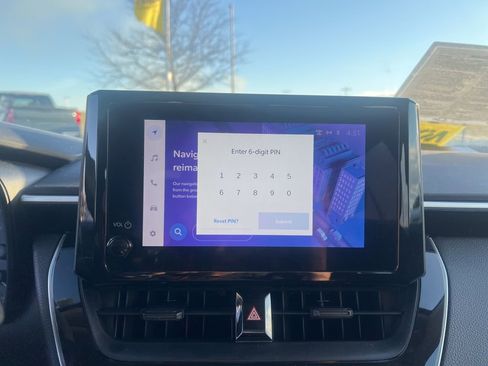 Used 2025 Toyota Corolla LE image 18