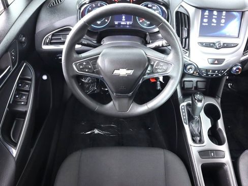 Used 2018 Chevrolet Cruze LT w/ LT Fleet Convenience Package FWD image 29