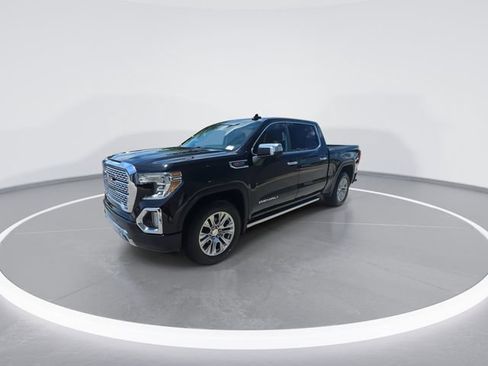 Used 2019 GMC Sierra 1500 Denali w/ Driver Alert Package II AWD/4WD image 4