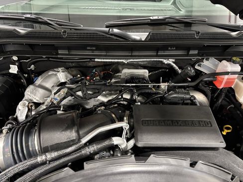 New 2025 GMC Sierra 2500 SLE w/ Preferred Package image 4