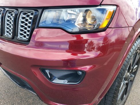 Used 2020 Jeep Grand Cherokee Altitude image 10