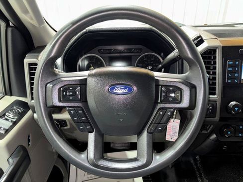 Used 2022 Ford F250 XL w/ Power Equipment Group AWD/4WD image 18