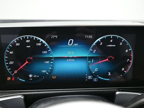 Used 2020 Mercedes-Benz GLB 250 w/ Premium Package image 23