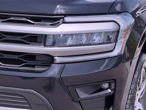 Used 2023 Ford Expedition Max XLT AWD/4WD image 11