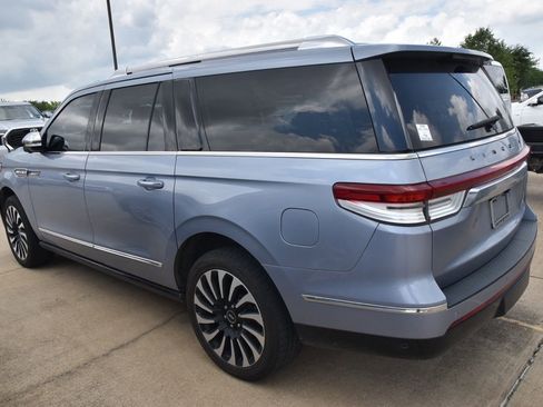Used 2022 Lincoln Navigator L Black Label AWD/4WD image 9