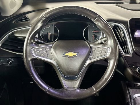 Used 2020 Chevrolet Malibu Premier image 13