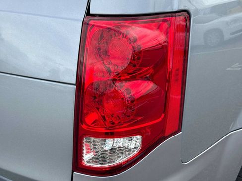 Used 2014 Dodge Grand Caravan SE w/ Quick Order Package 29E SE FWD image 21