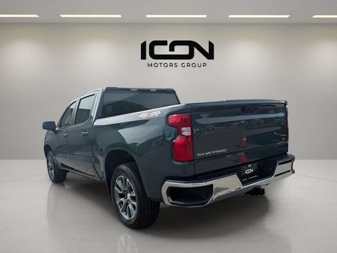 Used 2025 Chevrolet Silverado 1500 LT AWD/4WD image 3