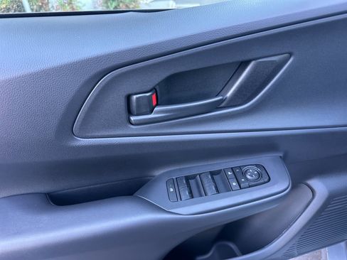 New 2026 Toyota Prius Plug-In Hybrid image 10