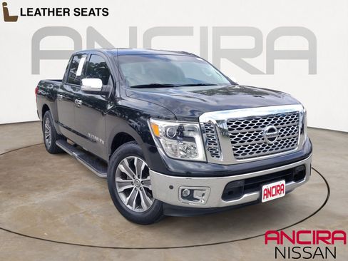 Used 2019 Nissan Titan SL RWD image 1