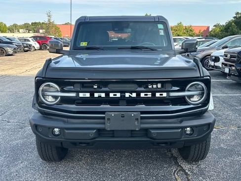Used 2022 Ford Bronco Outer Banks AWD/4WD image 2