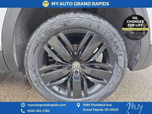 Used 2019 Volkswagen Atlas SEL AWD/4WD image 30