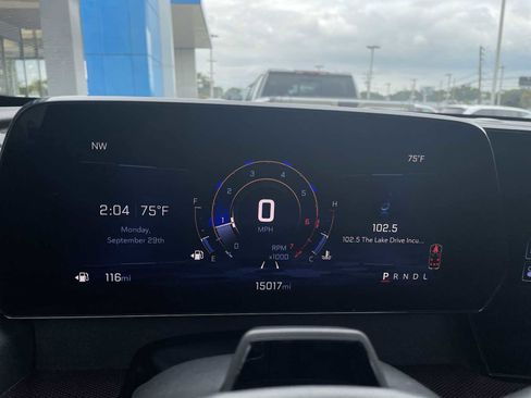 Certified 2024 Chevrolet Traverse RS image 11