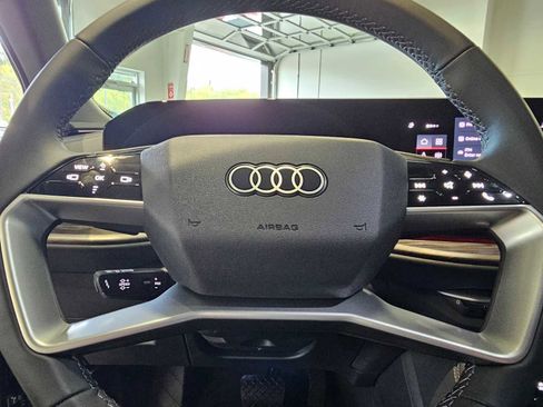 New 2025 Audi Q5 Premium image 23