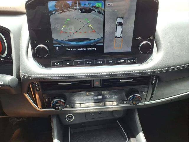 Certified 2023 Nissan Rogue Platinum w/ Platinum Premium Package FWD image 15