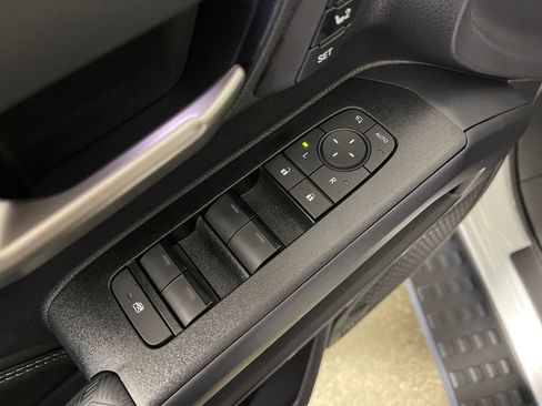New 2026 Toyota 4Runner Limited AWD/4WD image 16