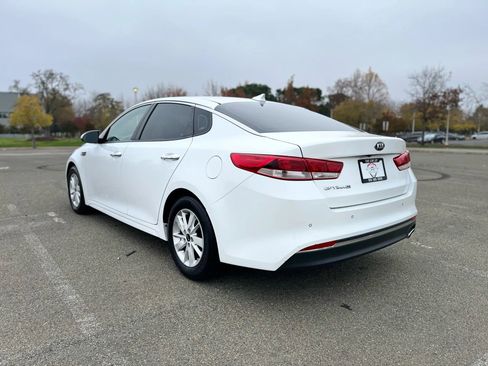 Used 2018 Kia Optima LX w/ Convenience Package image 7