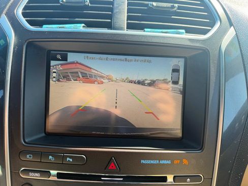 Used 2016 Ford Explorer Limited w/ Equipment Group 301A AWD/4WD image 20