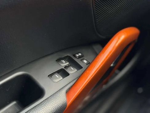 Used 2017 Hyundai Veloster Turbo w/ Tech Package 02 image 18