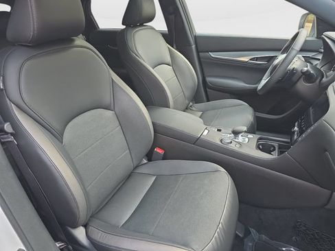 Used 2023 INFINITI QX55 Essential w/ Accent Package AWD/4WD image 11