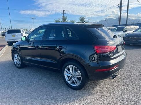 Used 2018 Audi Q3 2.0T Premium w/ Convenience Package AWD/4WD image 5