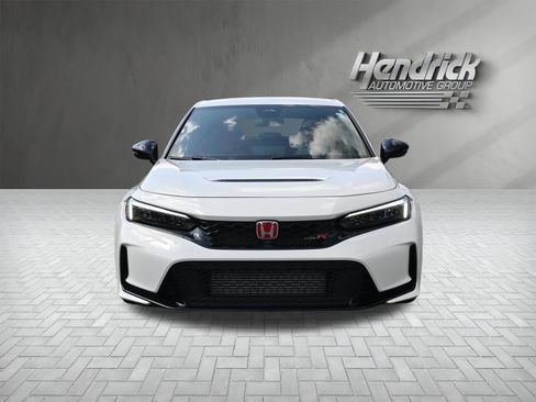 Used 2023 Honda Civic Type R image 3
