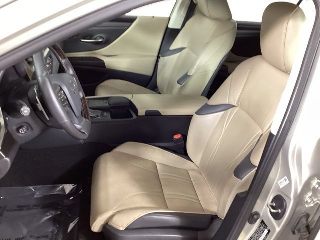 Used 2019 Lexus ES 350 w/ Accessory Package FWD image 10