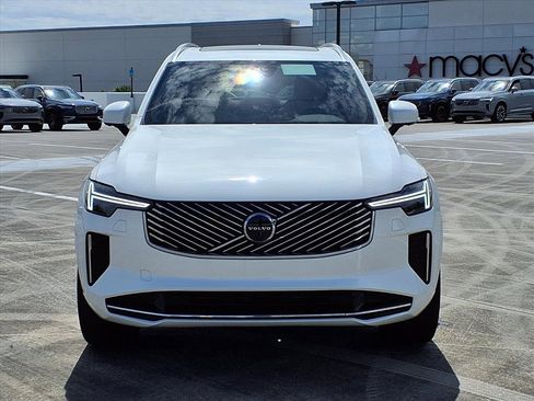 New 2026 Volvo XC90 B5 Plus image 2