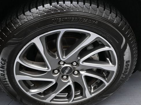 Used 2022 Lincoln Corsair AWD w/ Equipment Group 101A image 37