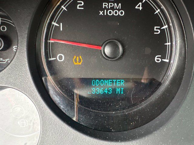 Used 2007 GMC Yukon SLT w/ SLT Preferred Equipment Group AWD/4WD image 15