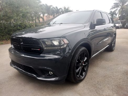 Used 2017 Dodge Durango R/T w/ Technology Group RWD image 3