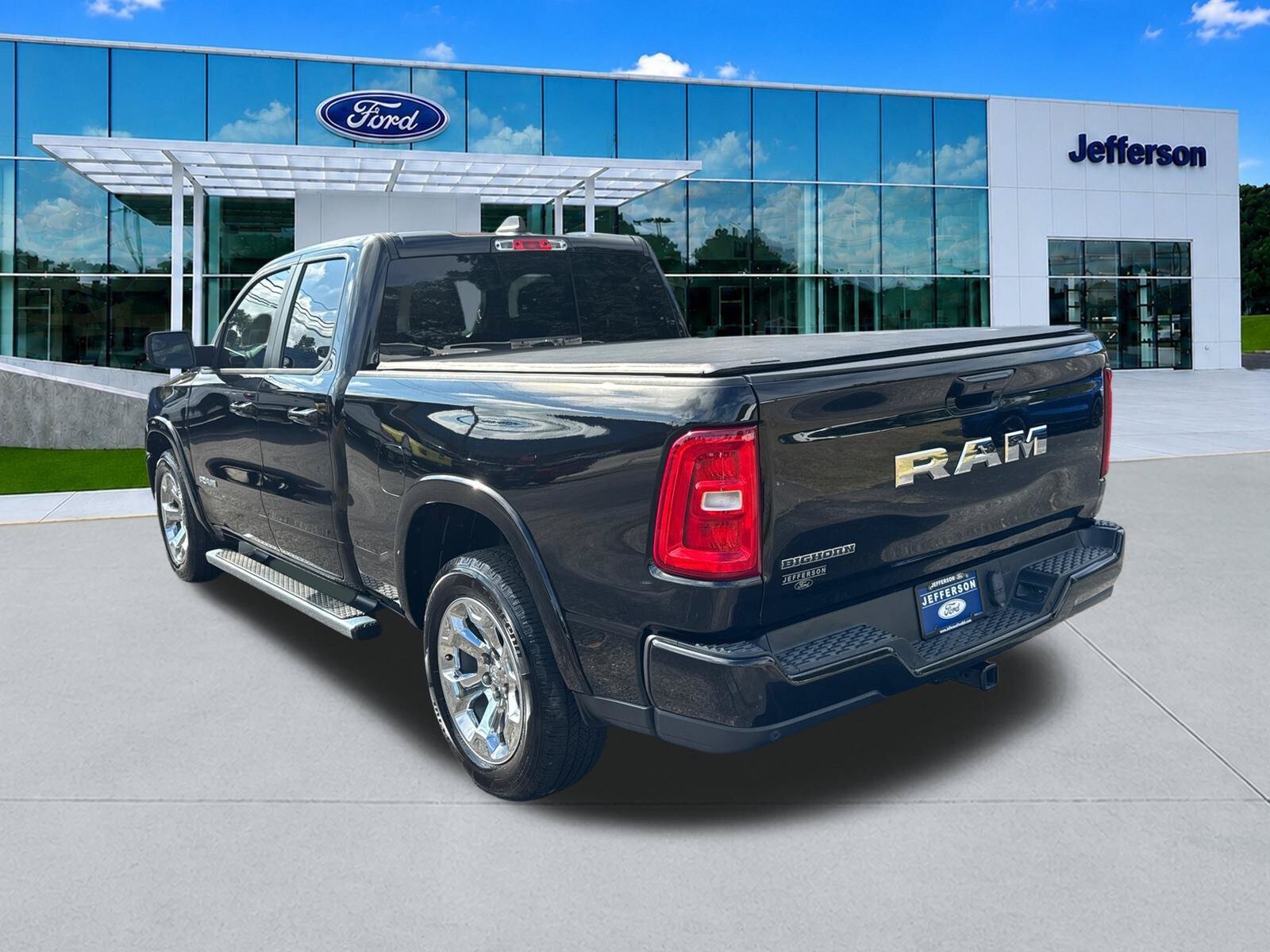 Used 2025 RAM 1500 Big Horn RWD image 5
