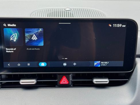 Used 2025 Hyundai Ioniq 5 SE image 24