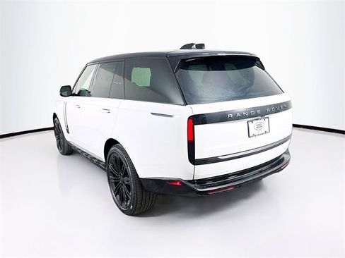 New 2026 Land Rover Range Rover SE image 7