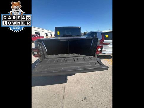 Used 2023 Jeep Gladiator Mojave w/ Safety Group image 10