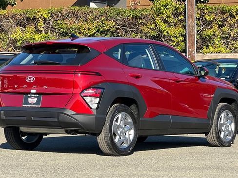 New 2026 Hyundai Kona SE image 6
