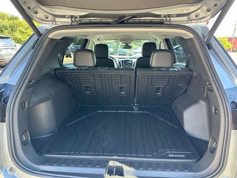 Used 2024 Chevrolet Equinox Premier w/ LPO, Floor Liner Package FWD image 27