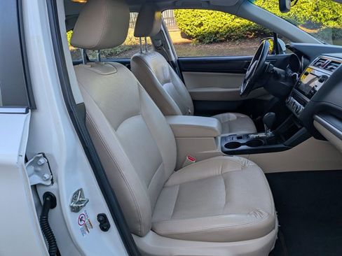 Used 2015 Subaru Legacy 2.5i Limited image 21