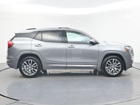 Used 2024 GMC Terrain Denali w/ Denali Premium Package image 6