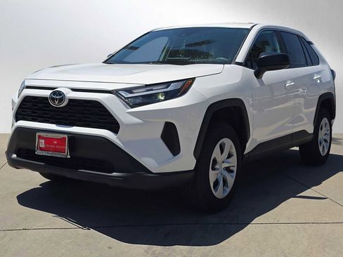Certified 2025 Toyota RAV4 LE FWD image 7