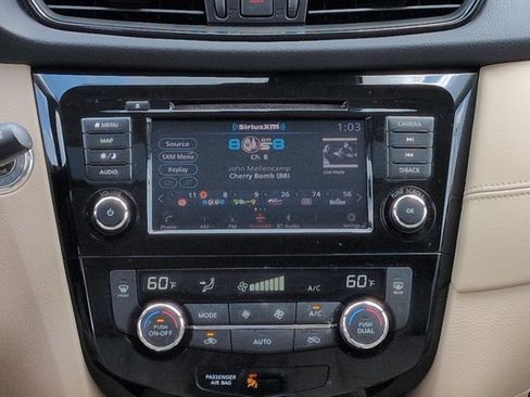 Used 2019 Nissan Rogue SL w/ Premium Package FWD image 18